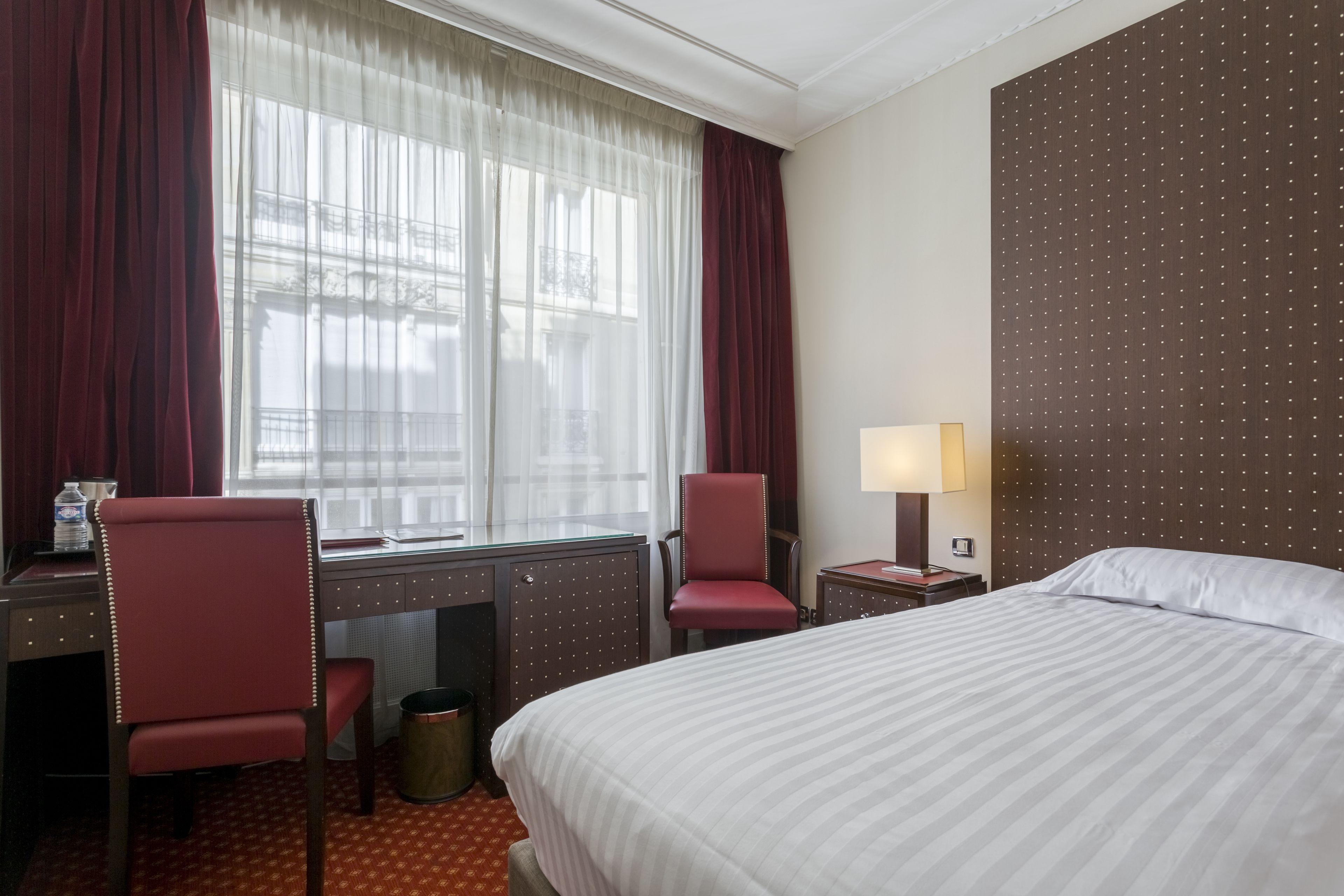 Hotel De Castiglione 4*